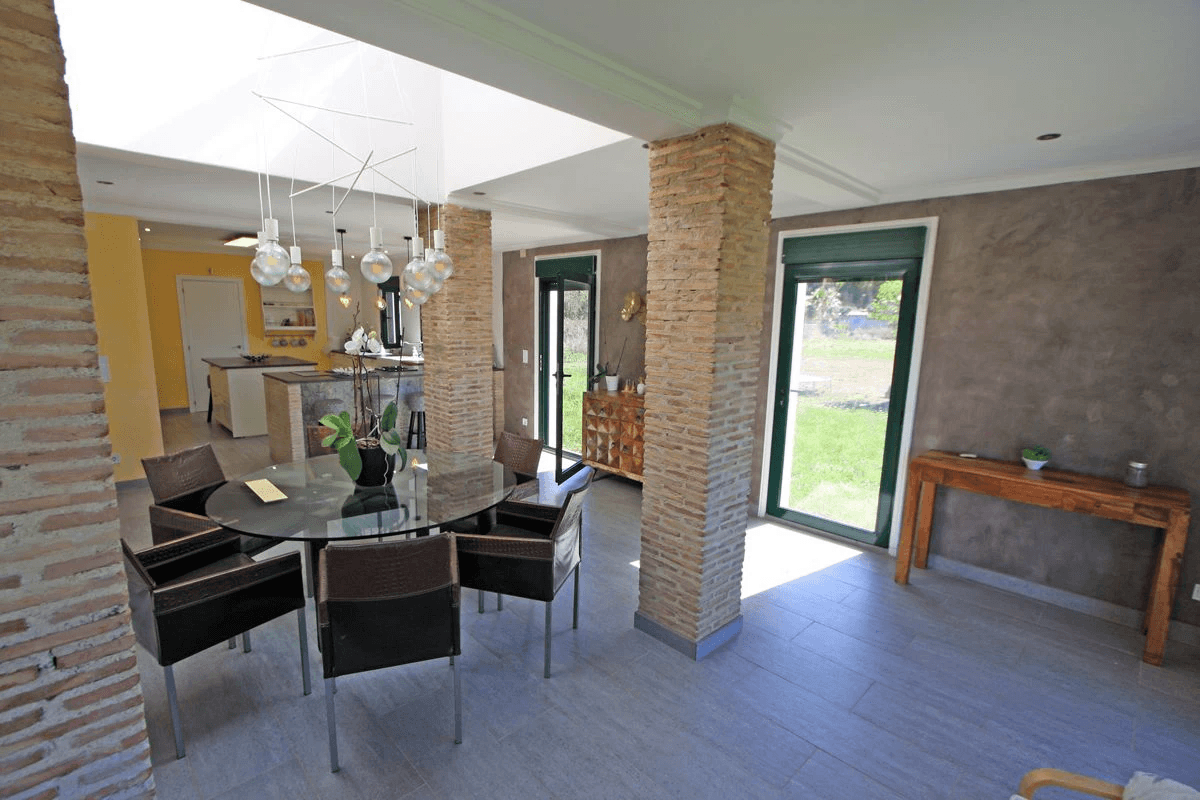 Gran villa en venta cerca de La Sella