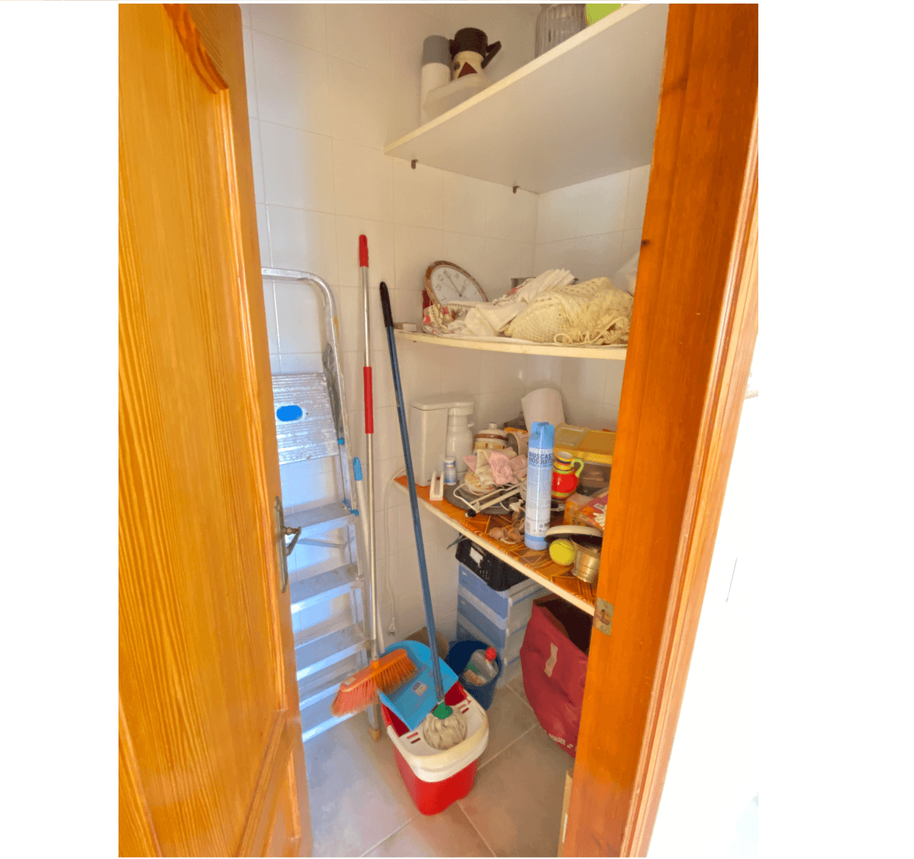 Se vende bonito chalet en el Montgo