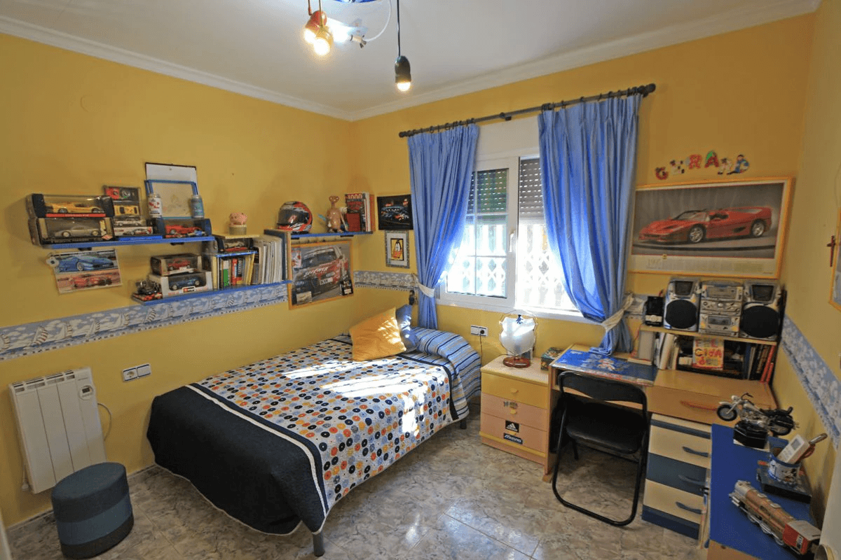 Finca-Villa de 11.310m² a 400 m de la playa