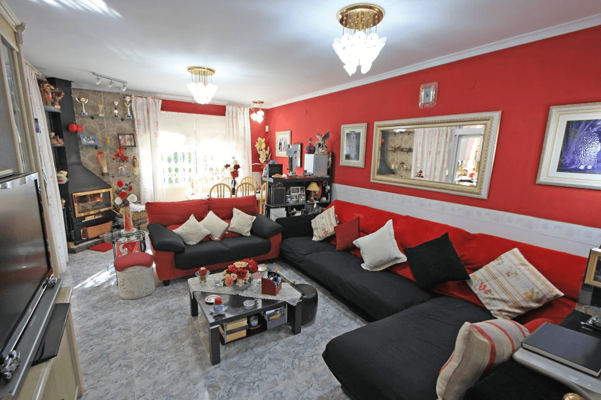 Finca-Villa de 11.310m² a 400 m de la playa