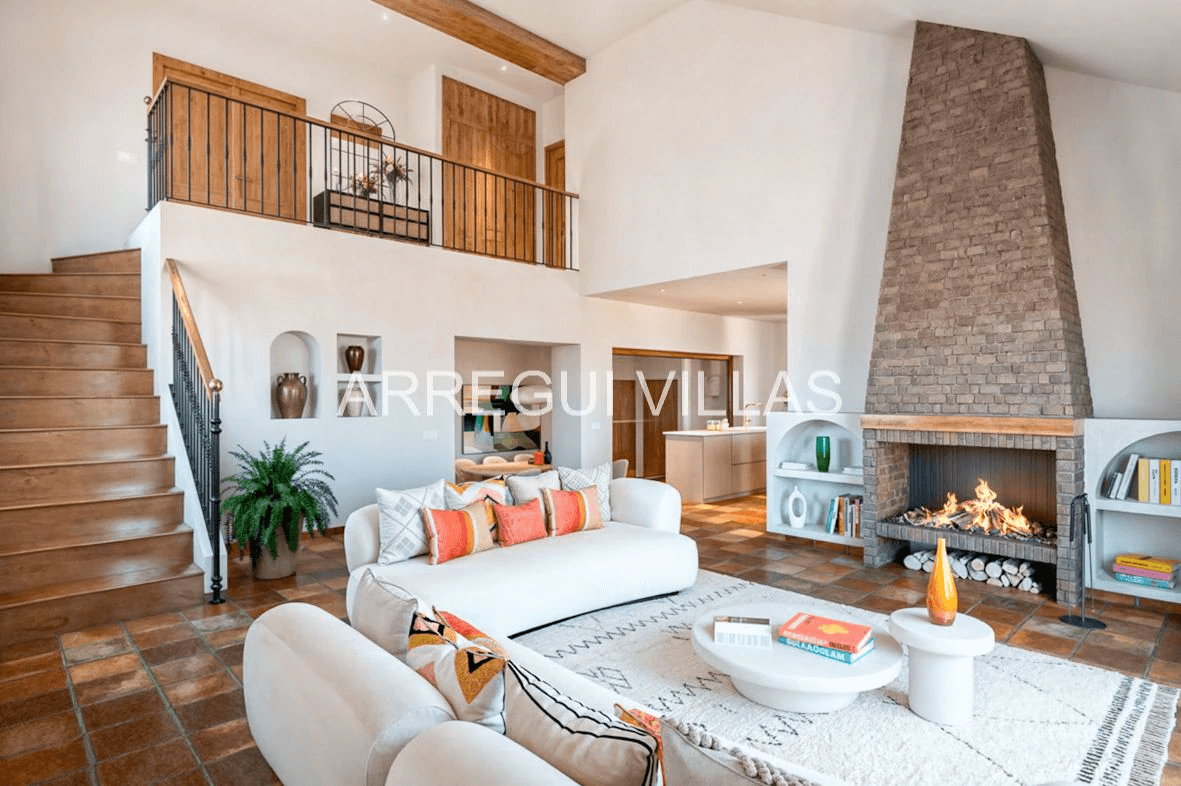 Impresionante villa con vistas en Dénia