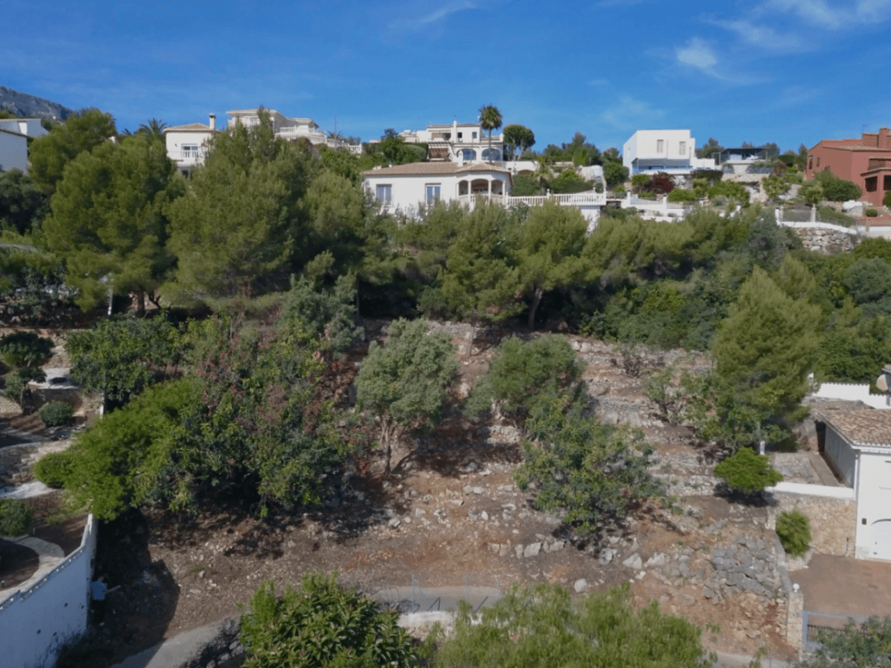 Terrain avec vue sur la mer à Denia