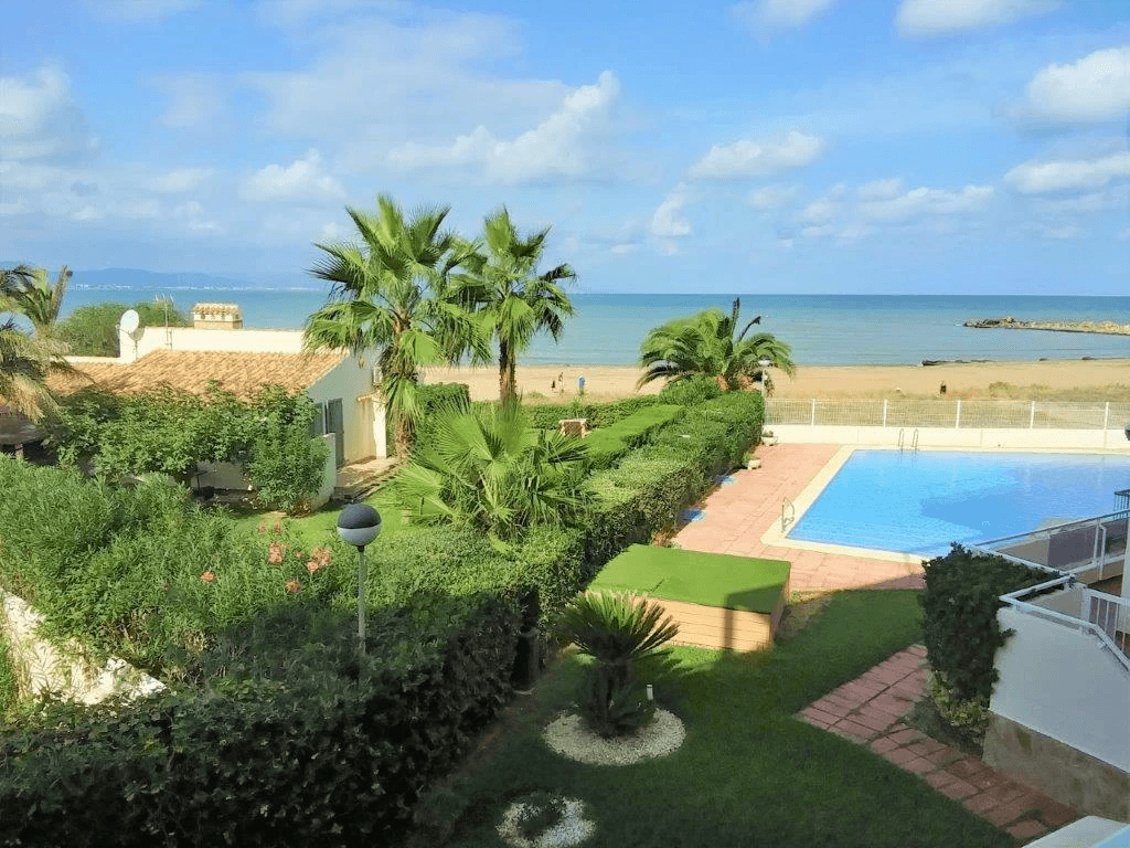Apartamento de 2 dormitorios en Las Marinas - Primera línea de playa