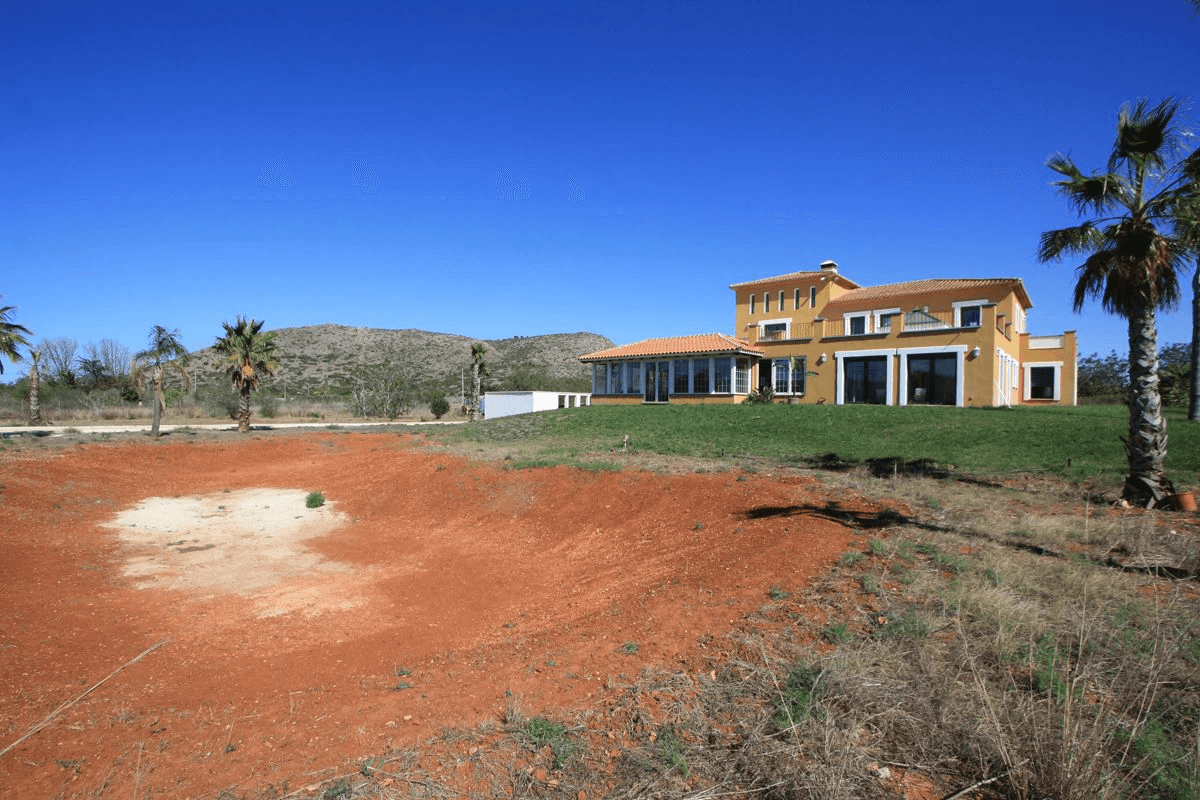 Gran villa en venta cerca de La Sella