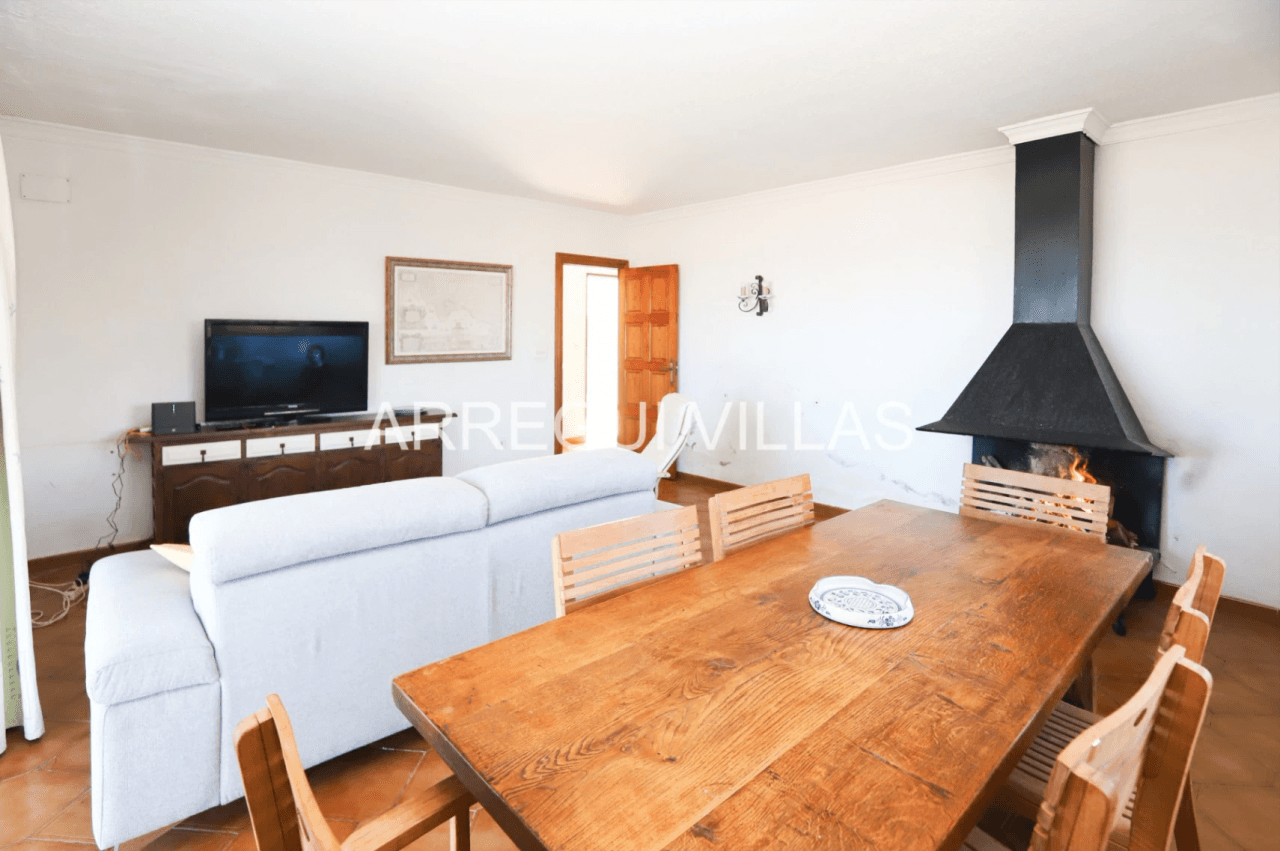 Chalet en venta en primera línea de playa - Las Marinas