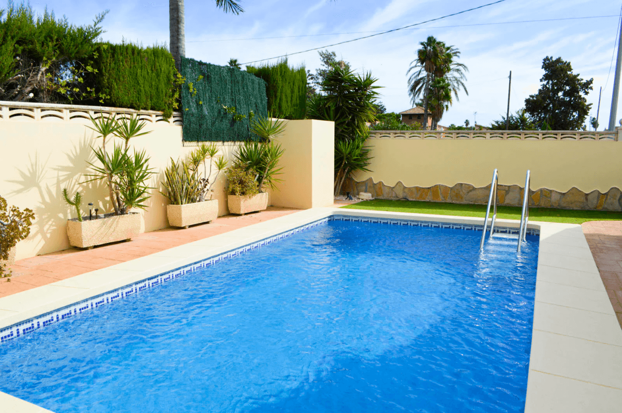 Villa de 4 dormitorios en Las Marinas, en la zona de Las Brisas