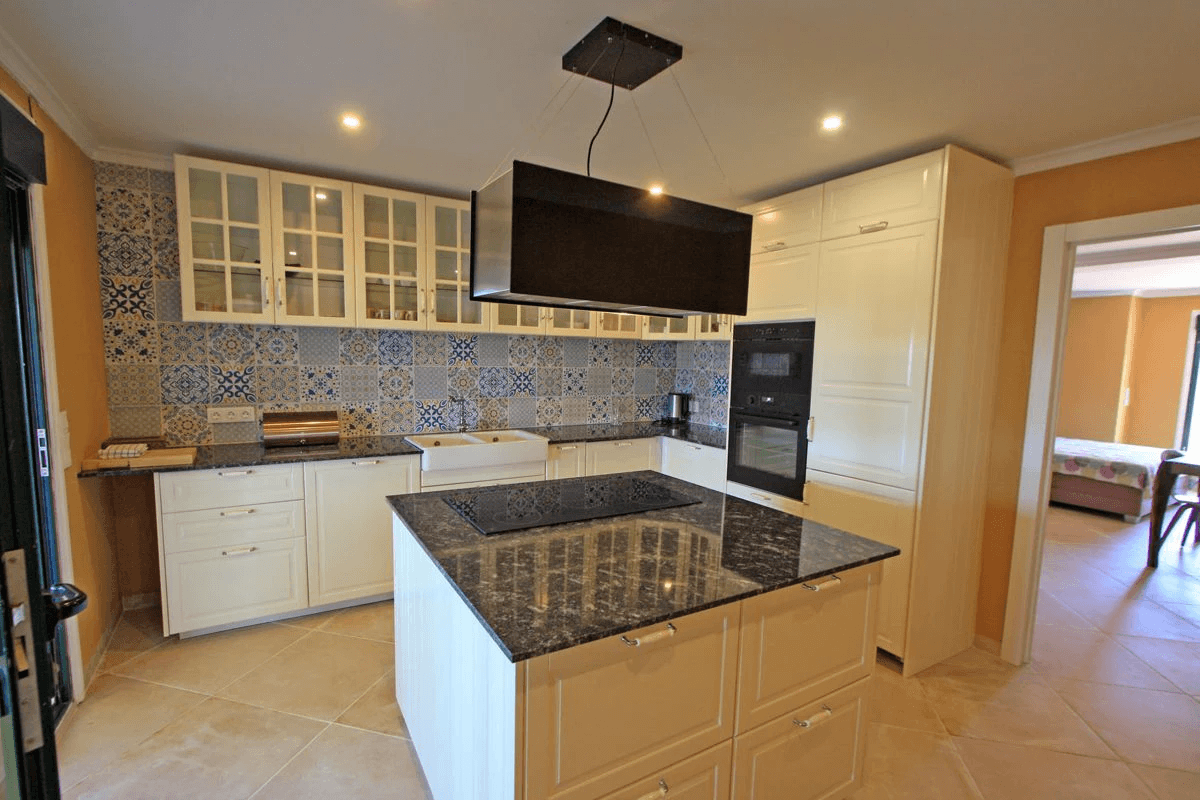 Gran villa en venta cerca de La Sella