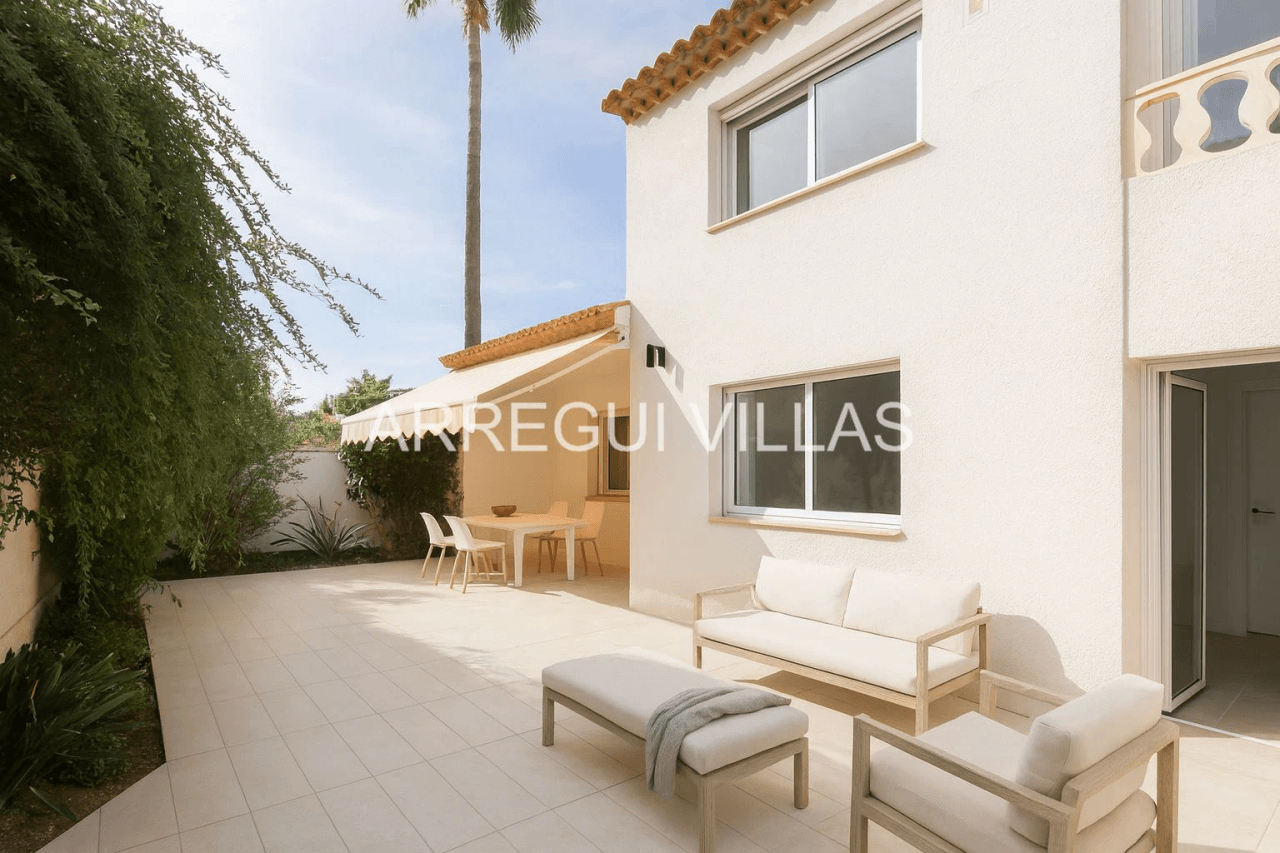 Chalet pareado en venta en Dénia - El Cortijo