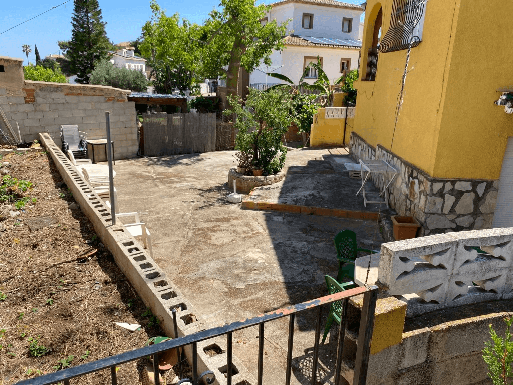 Se vende bonito chalet en el Montgo