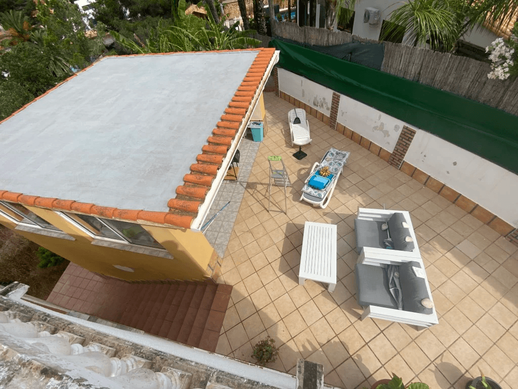 Se vende bonito chalet en el Montgo