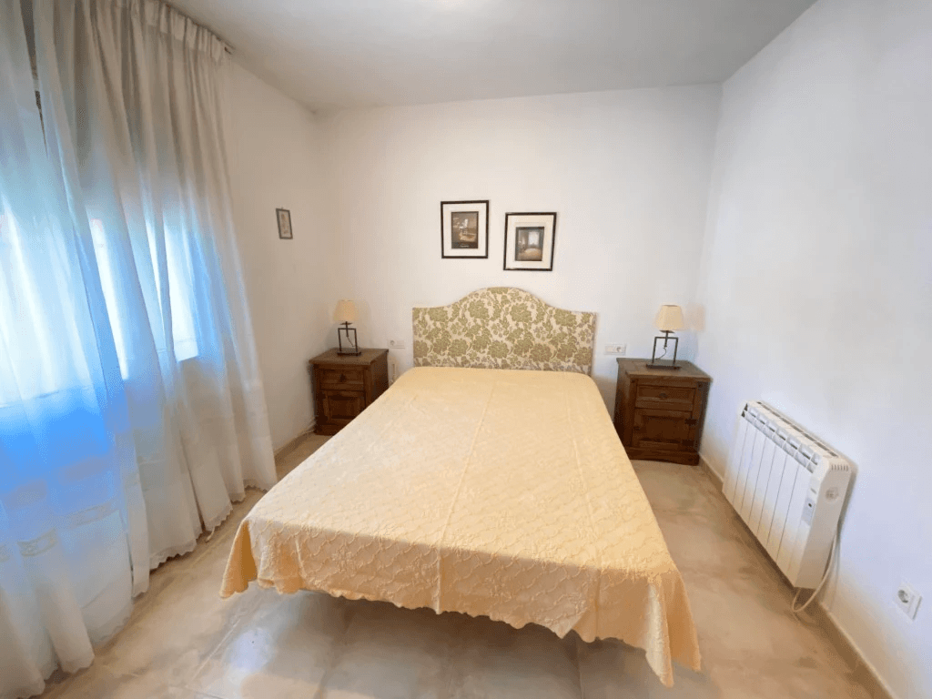 Se vende bonito chalet en el Montgo