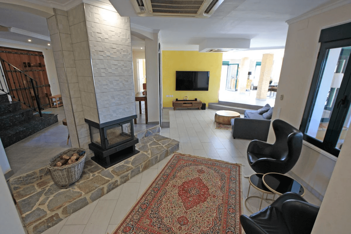 Gran villa en venta cerca de La Sella