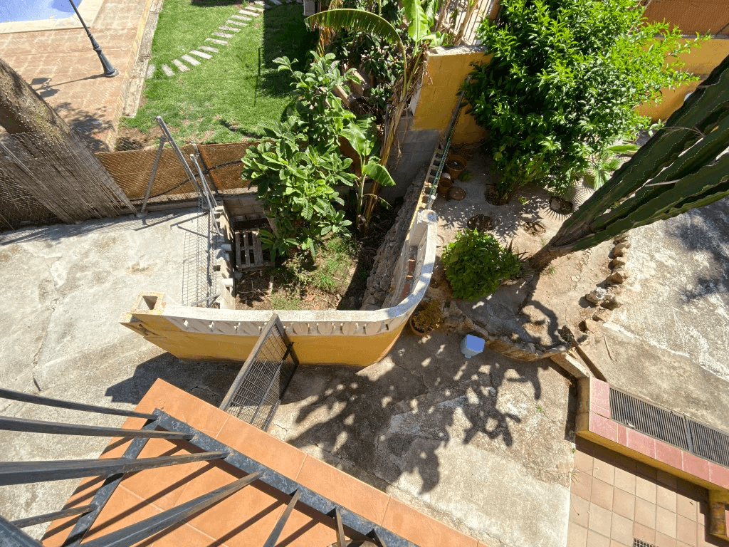Se vende bonito chalet en el Montgo