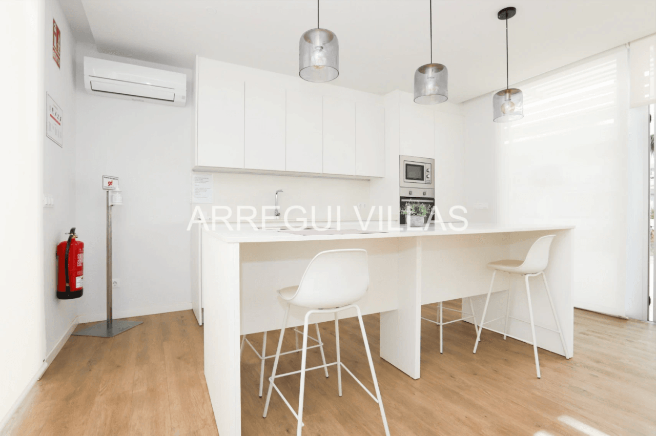 Estupendo ático en venta en Marina Real II - Dénia