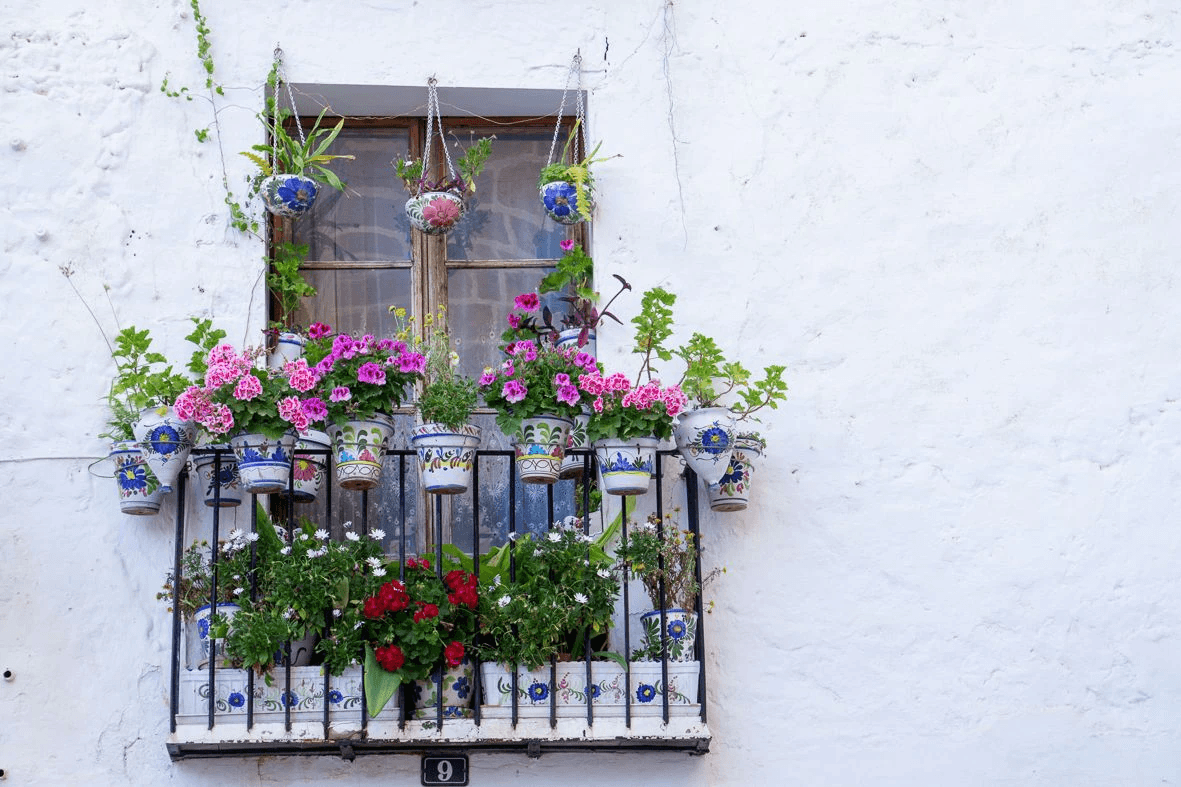 El Cielo de Xàbia: Ático Exclusivo con Terraza de 90 m² en Blooming Village.