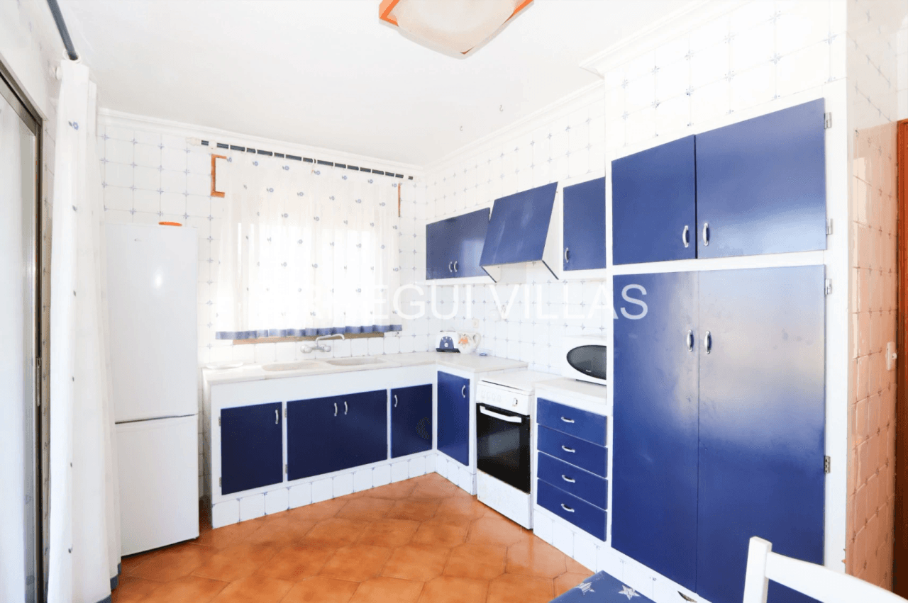 Chalet en venta en primera línea de playa - Las Marinas