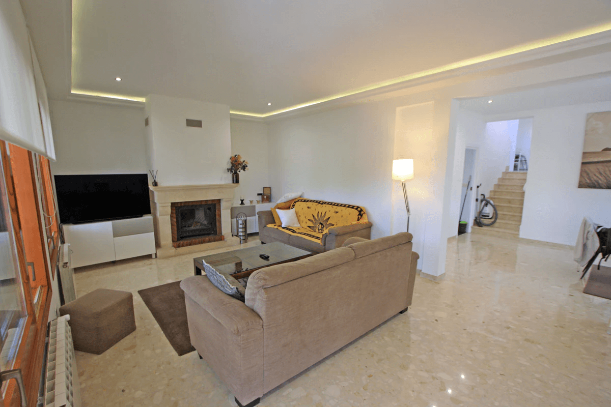 Magnífica villa a la venta en Las Rotas, Dénia