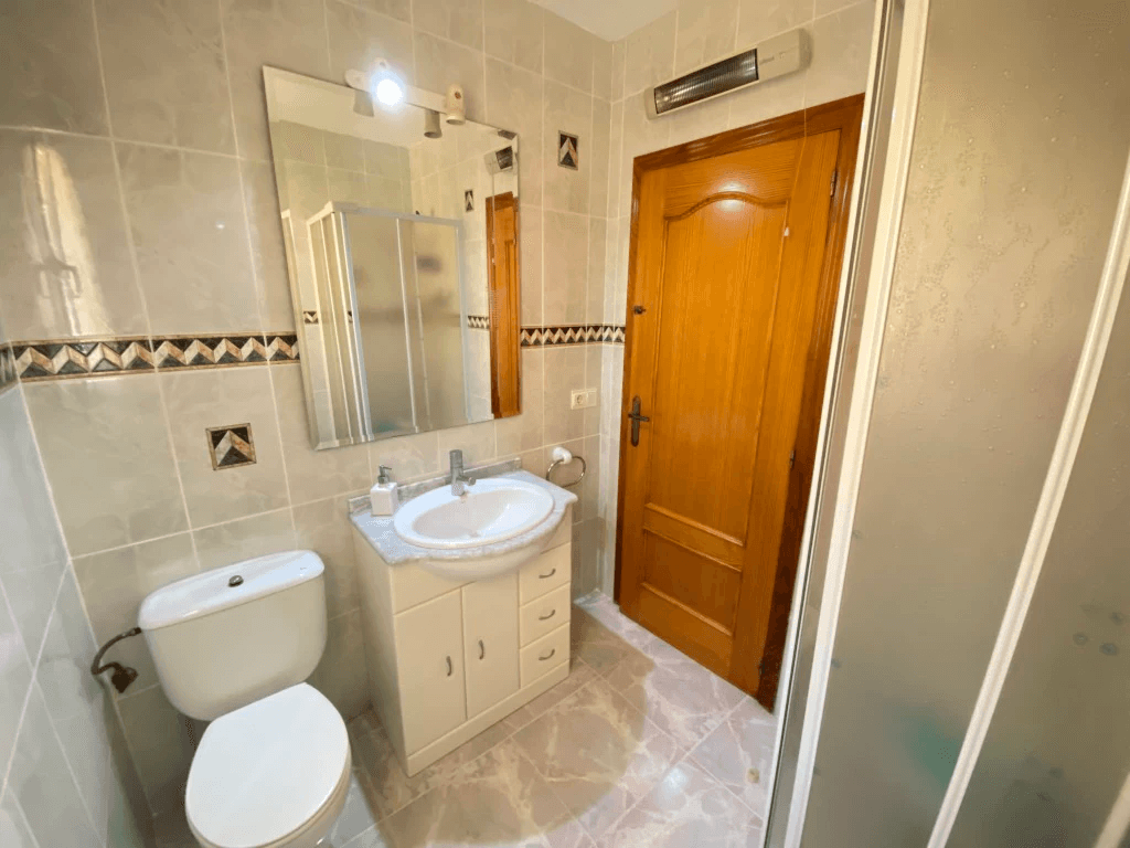 Se vende bonito chalet en el Montgo