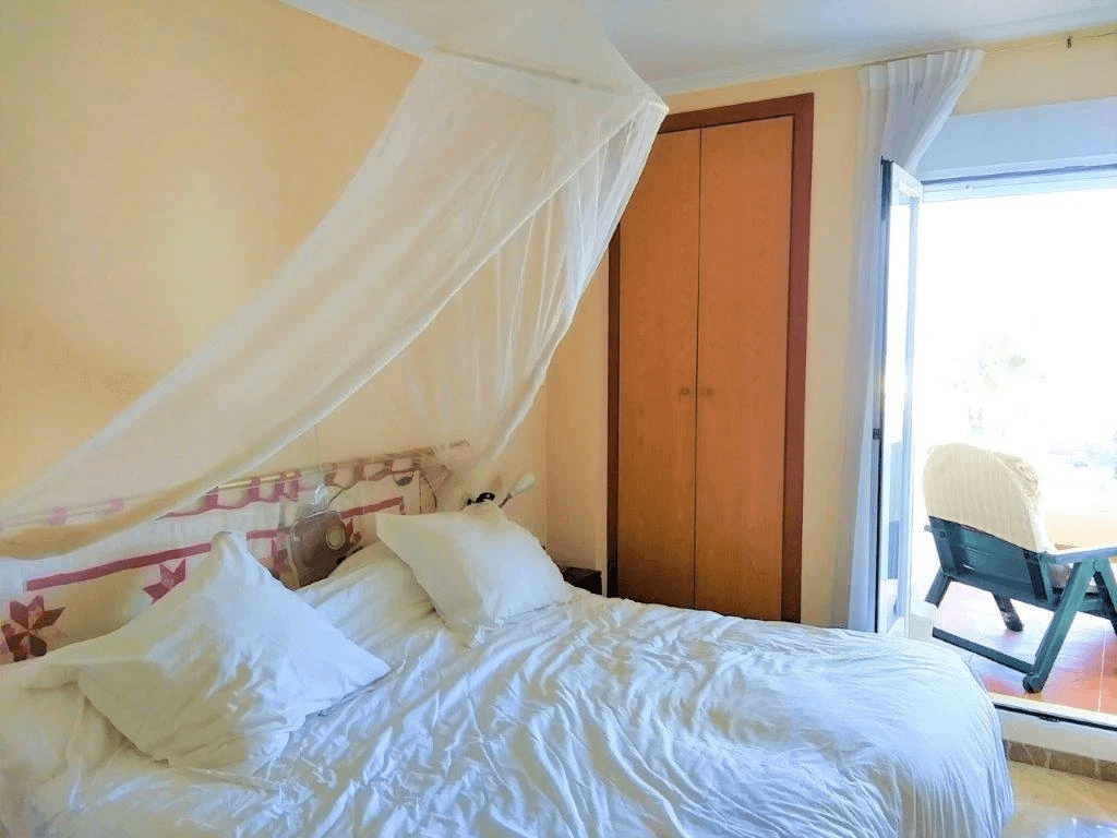 Apartamento de 2 dormitorios en Las Marinas - Primera línea de playa