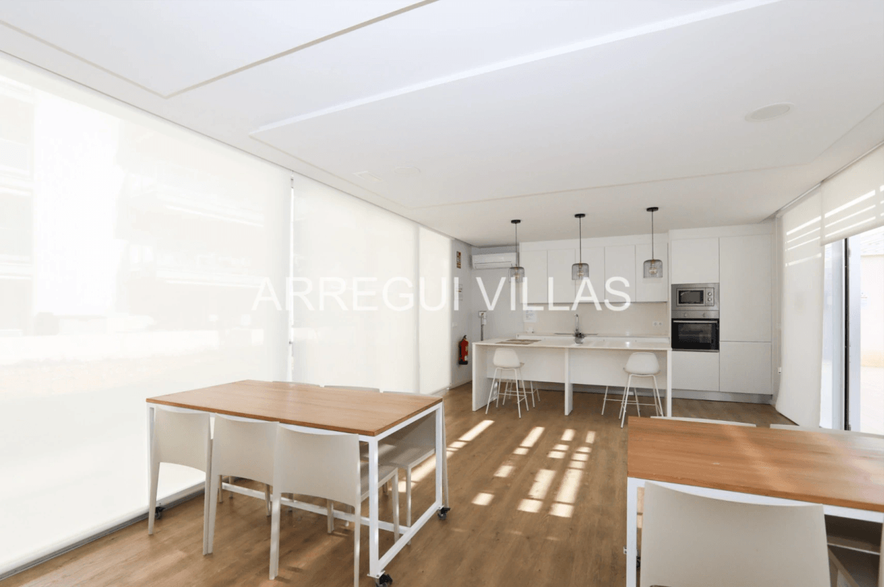Magnífico ático con vistas al Montgó en Dénia - Club Náutico
