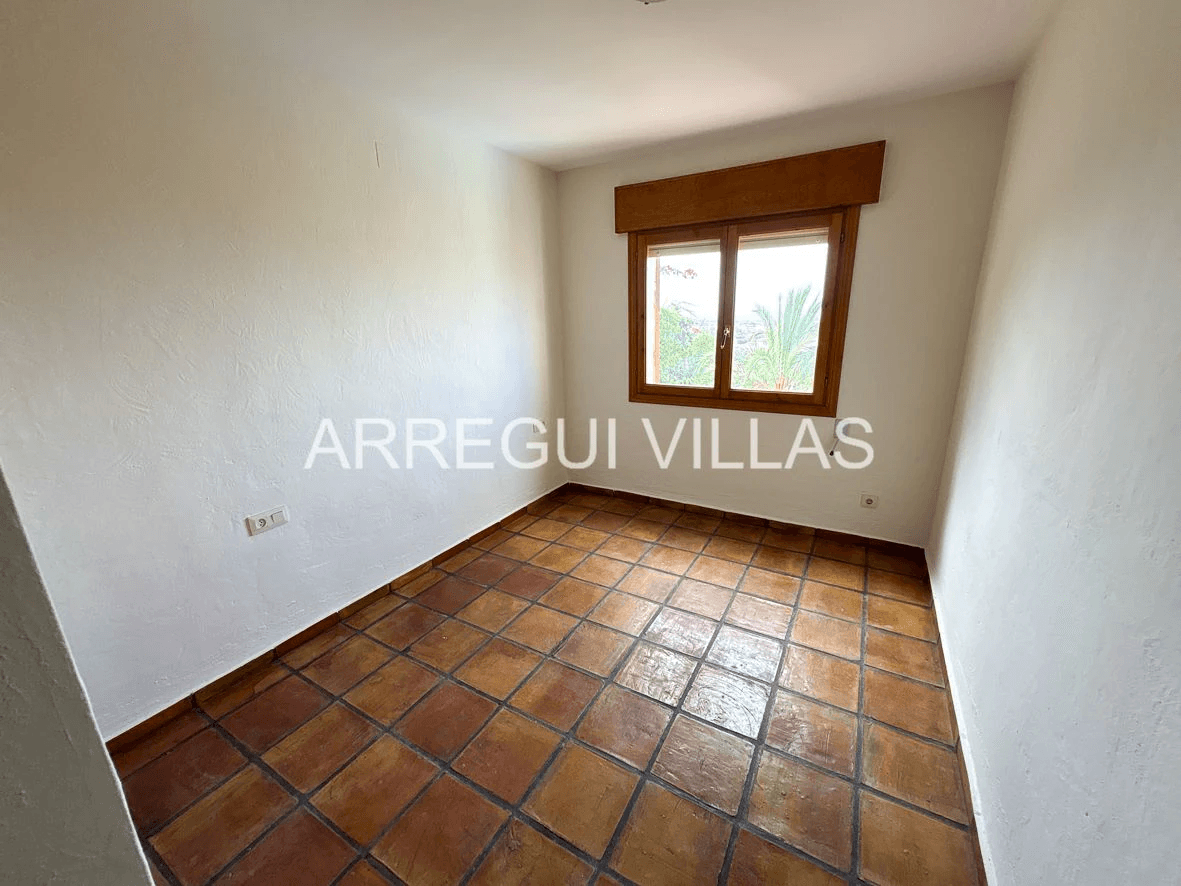 Impresionante villa con vistas en Dénia