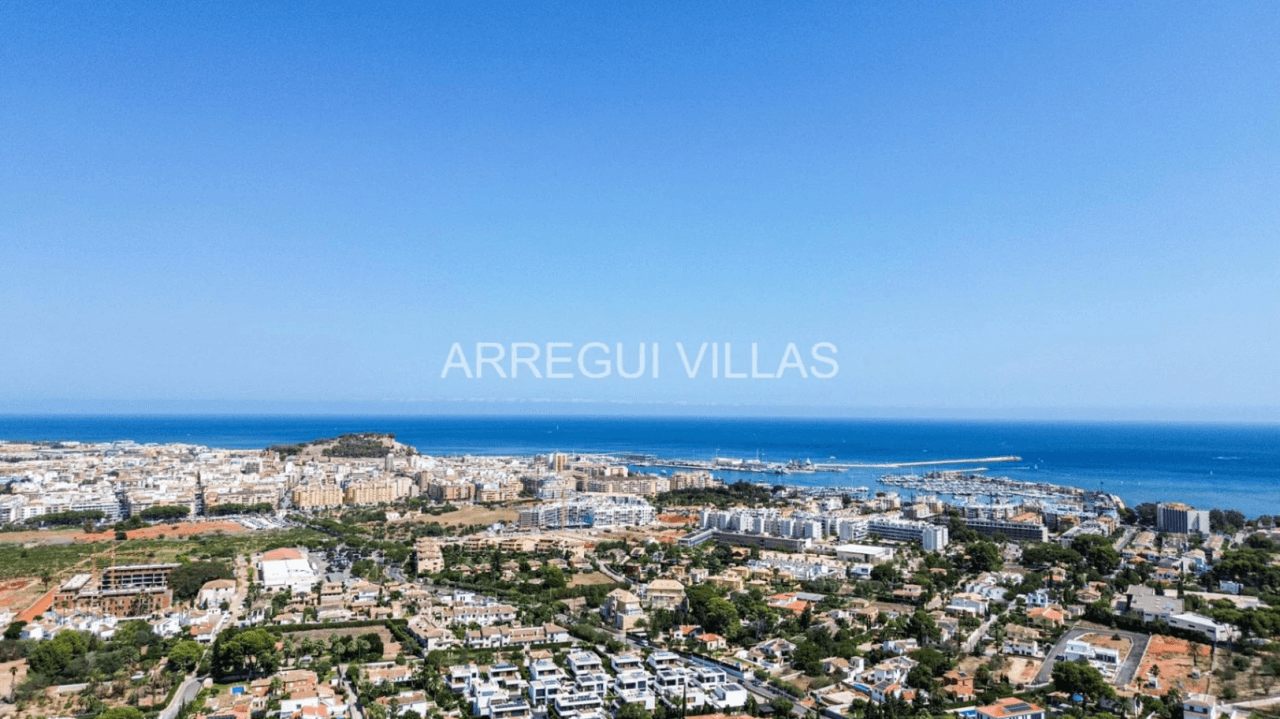 Villa de nueva construcción en Dénia - San Juan
