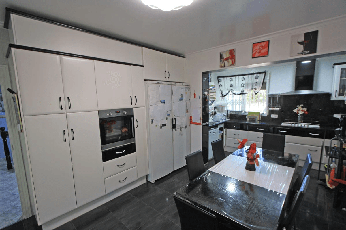 Finca-Villa de 11.310m² a 400 m de la playa
