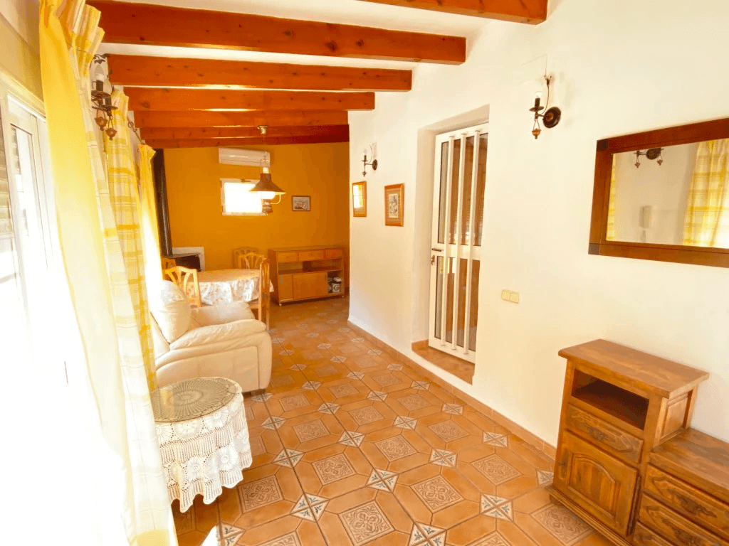 Se vende bonito chalet en el Montgo