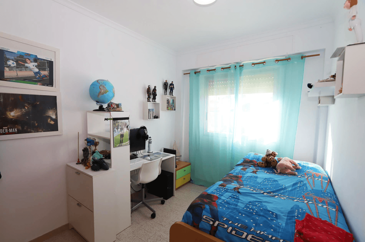 Chalet en venta en la playa de Oliva