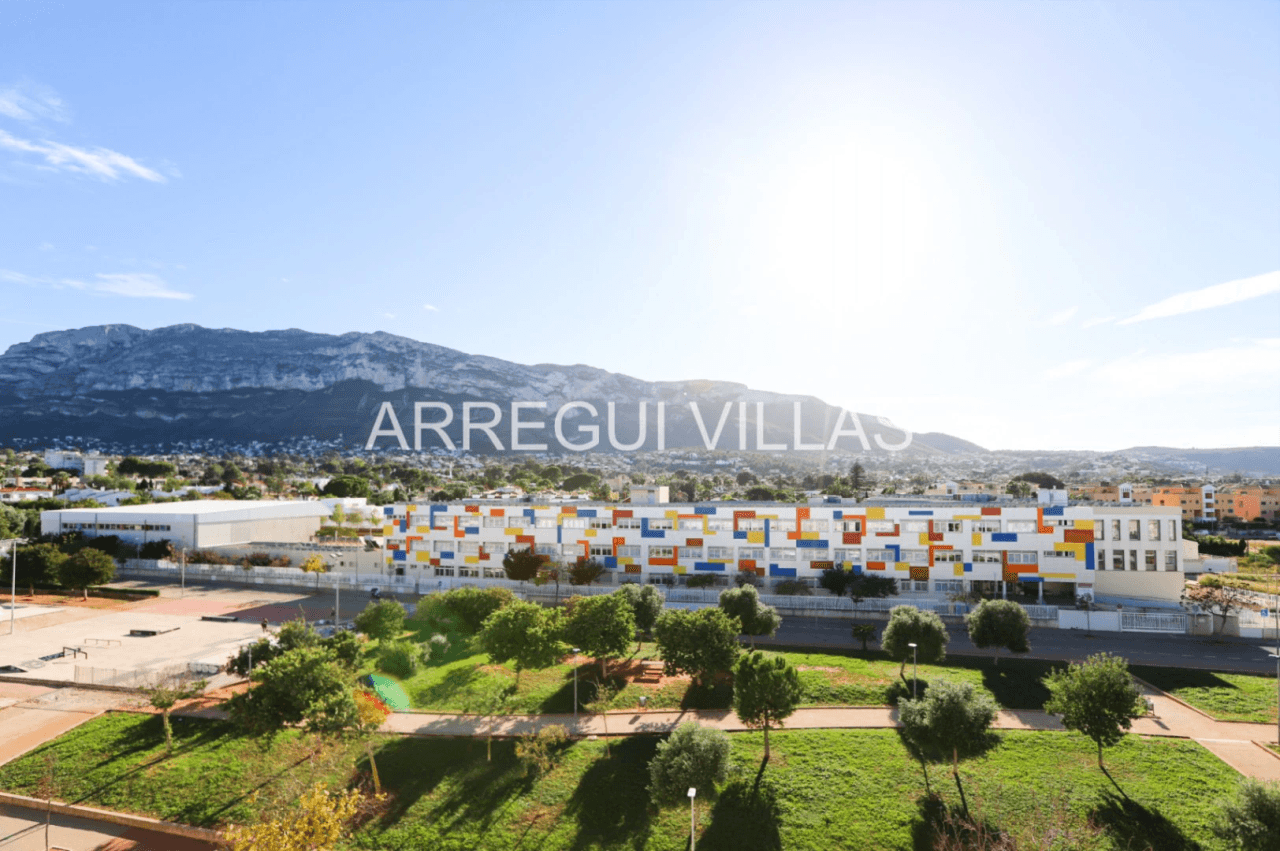 Estupendo ático en venta en Marina Real II - Dénia