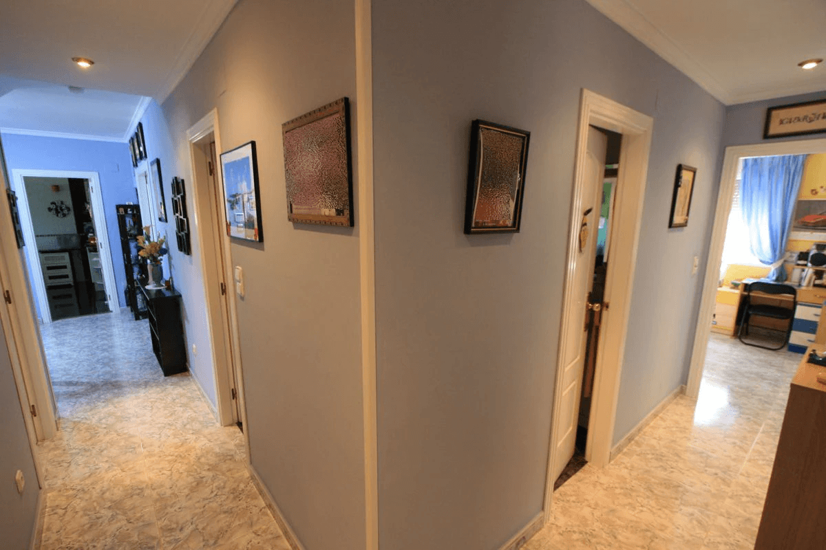 Finca-Villa de 11.310m² a 400 m de la playa