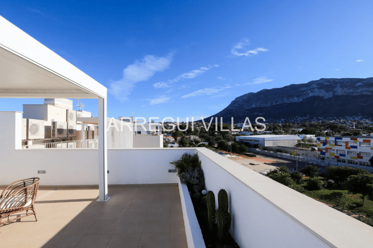 Estupendo ático en venta en Marina Real II - Dénia
