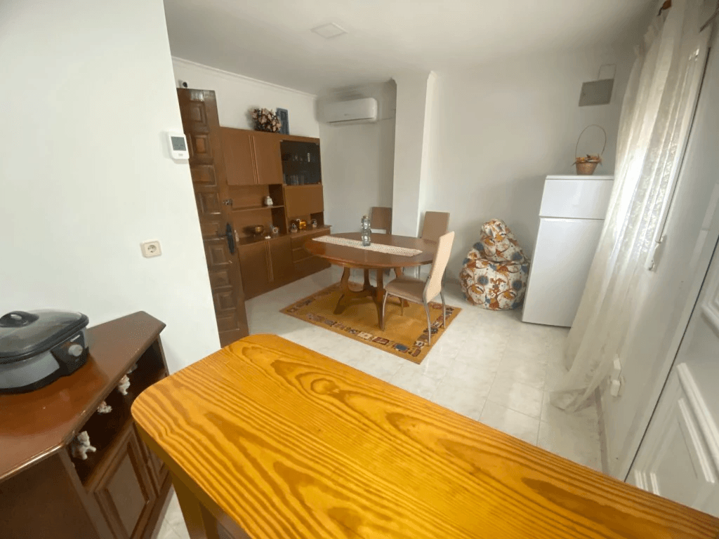 Se vende bonito chalet en el Montgo