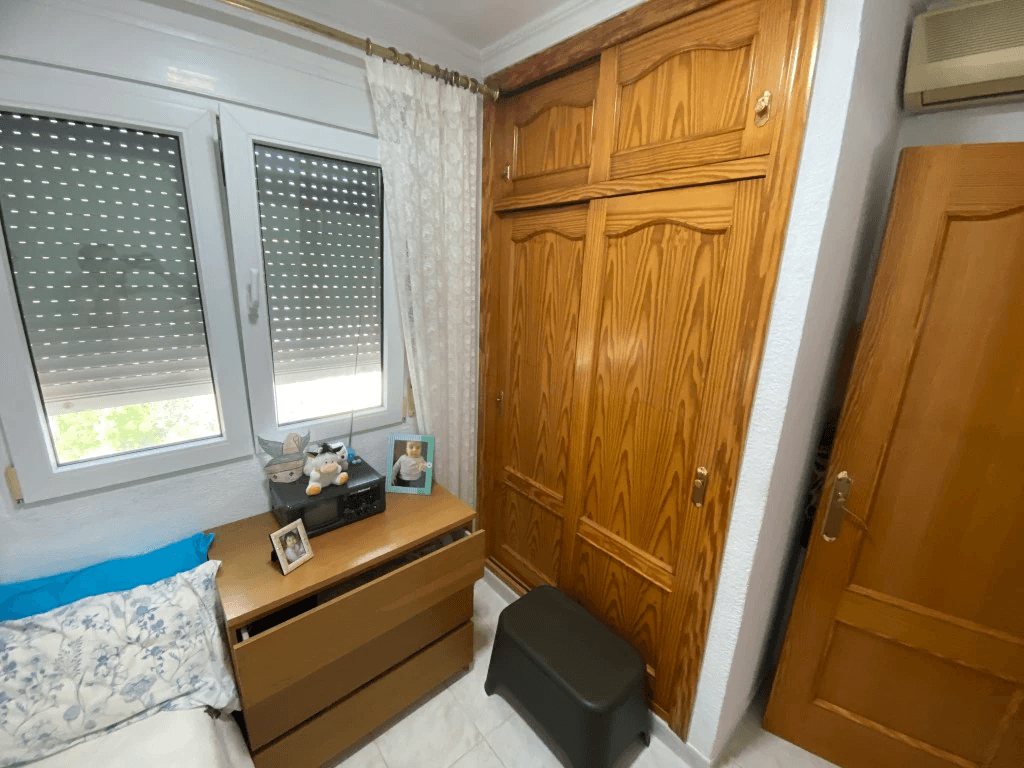 Se vende bonito chalet en el Montgo