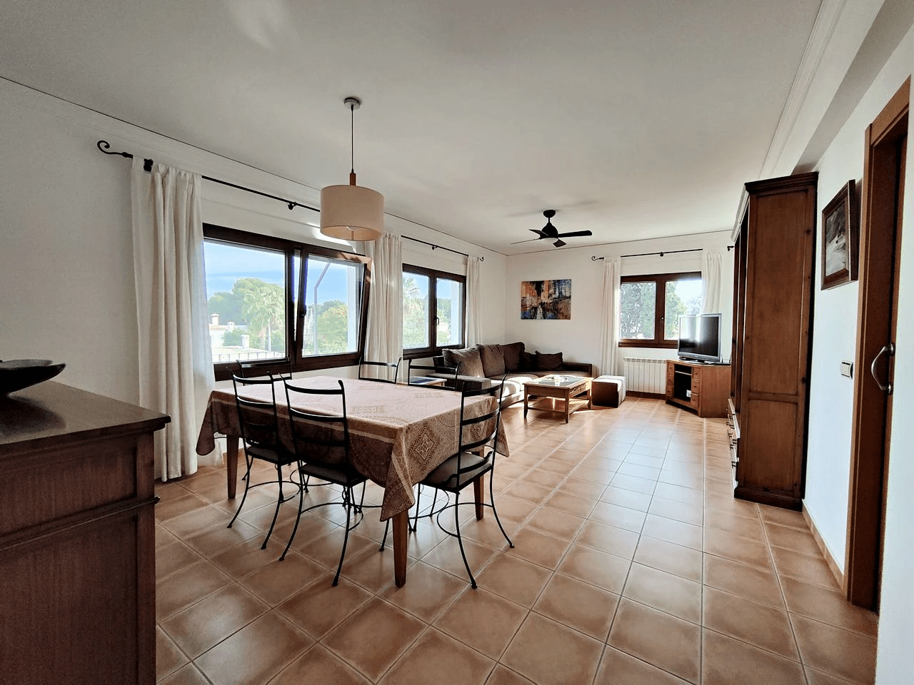 CHALET EN LAS ROTAS