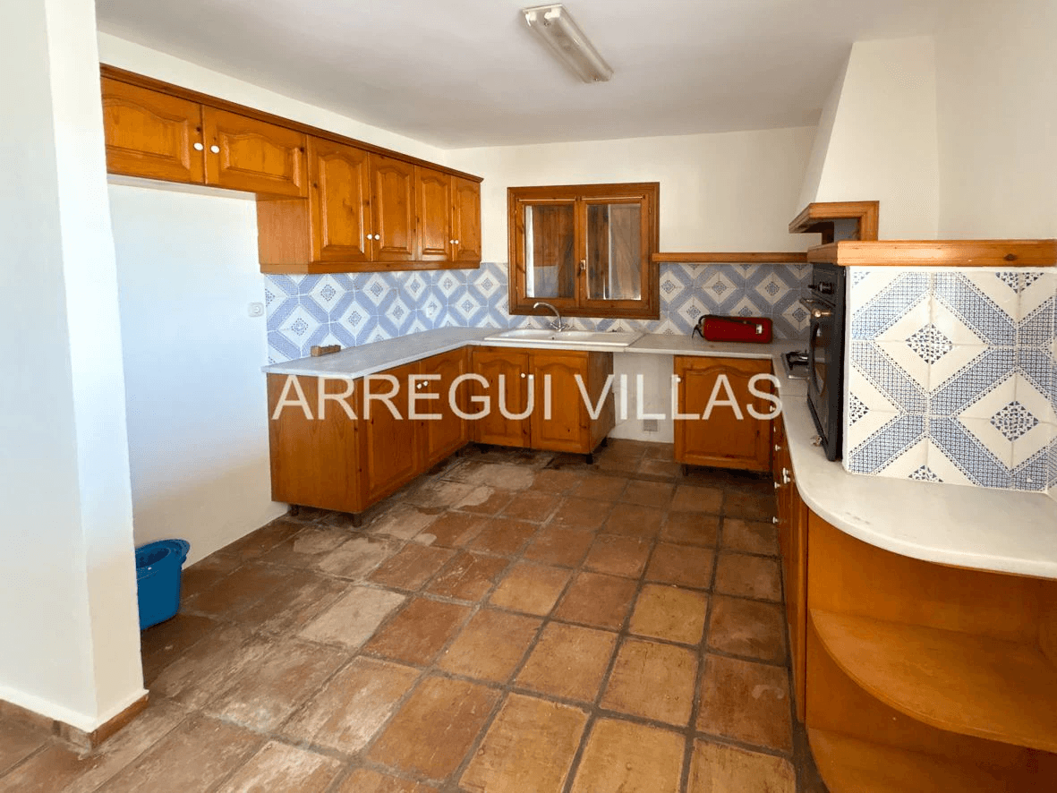 Impresionante villa con vistas en Dénia
