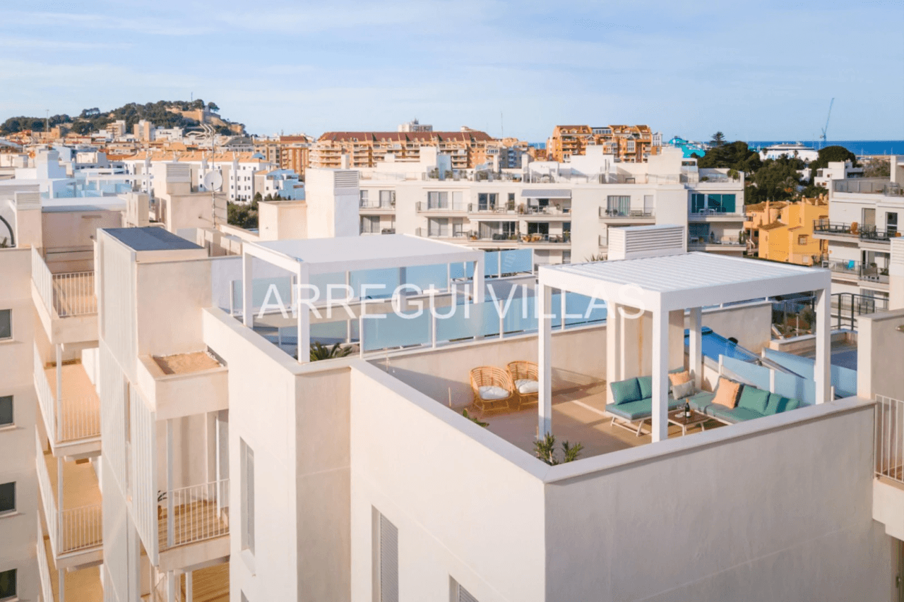 Estupendo ático en venta en Marina Real II - Dénia
