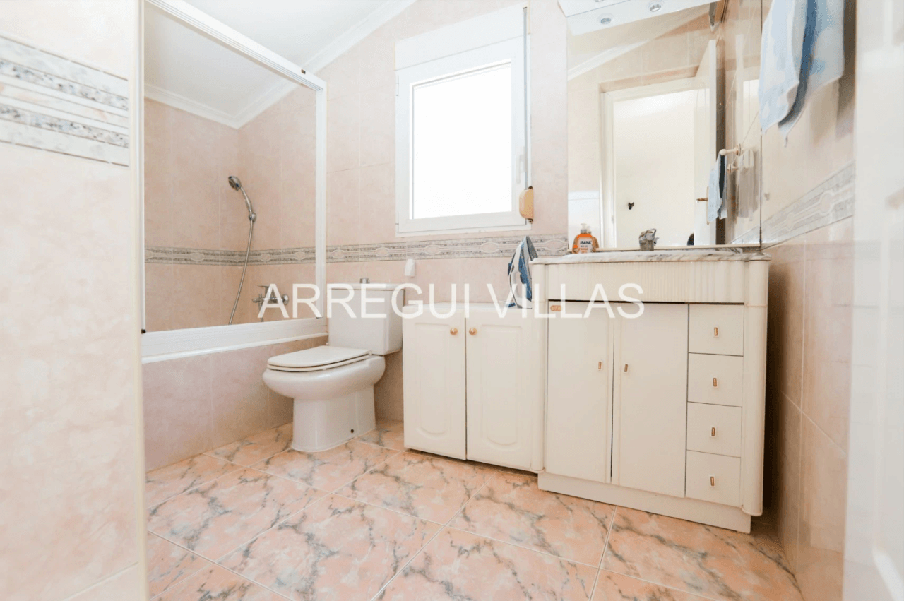 Chalet pareado en venta en Dénia - El Cortijo