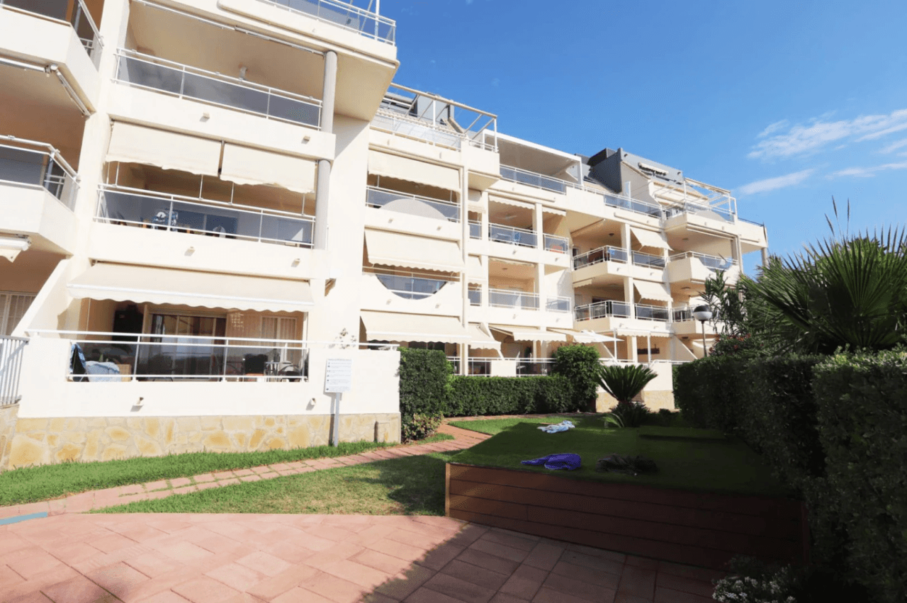 Apartamento de 2 dormitorios en Las Marinas - Primera línea de playa
