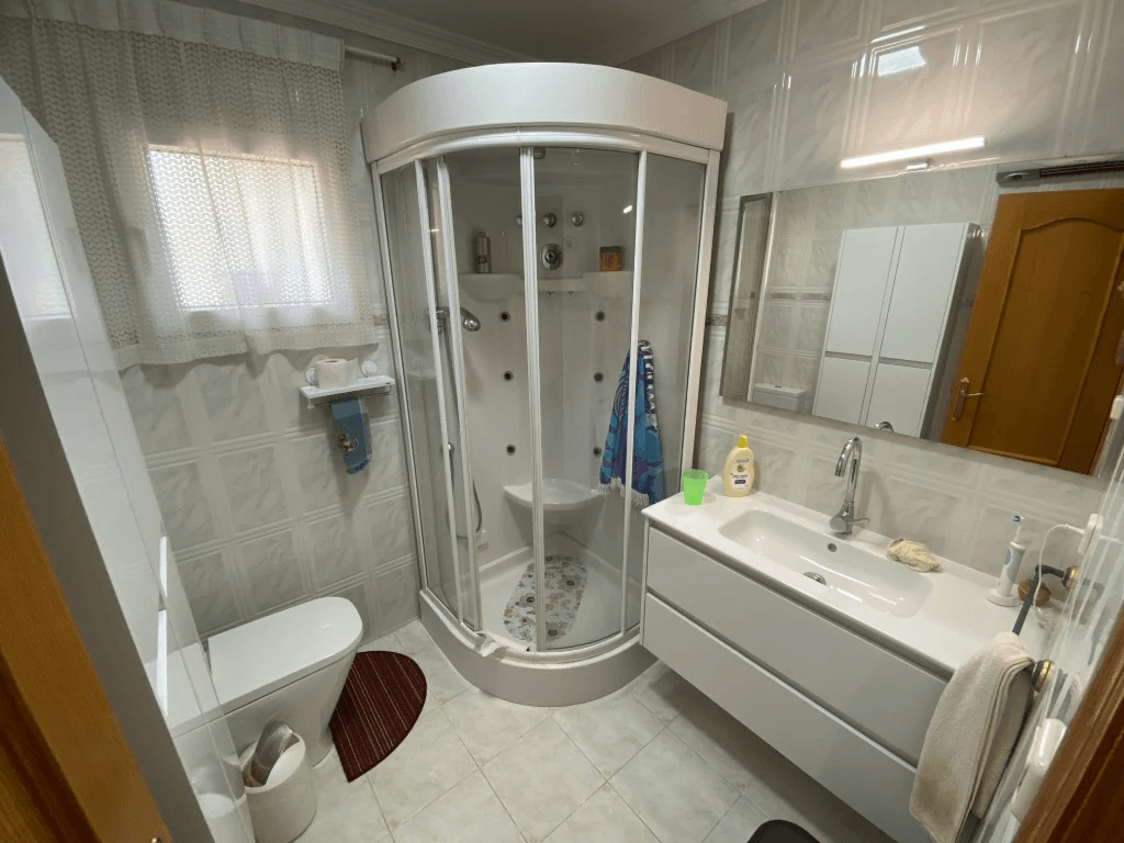 Se vende bonito chalet en el Montgo