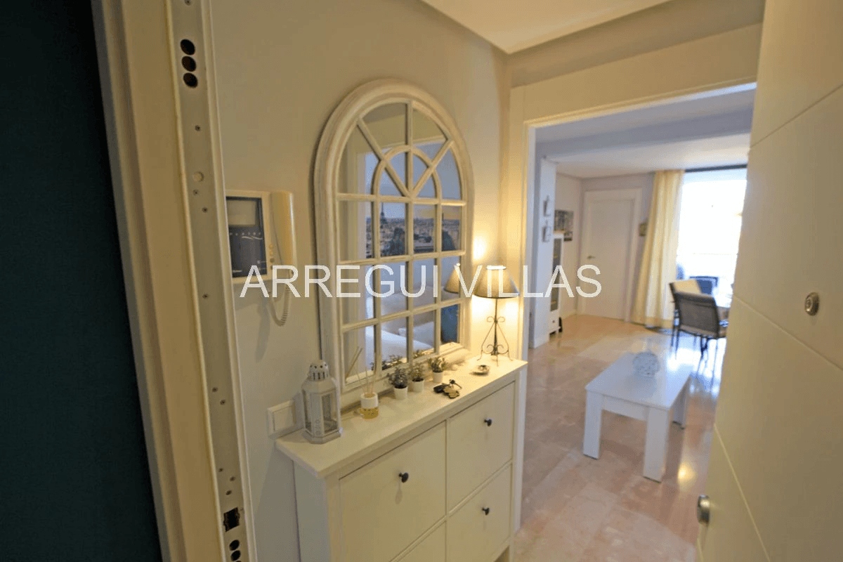 Apartamento en venta de 2 habitaciones con piscina comunitaria - Vergel, Las Marinas