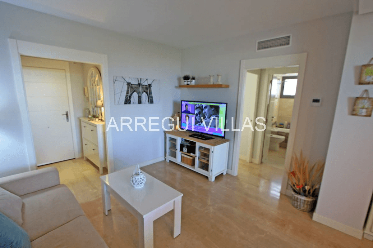 Apartamento en venta de 2 habitaciones con piscina comunitaria - Vergel, Las Marinas