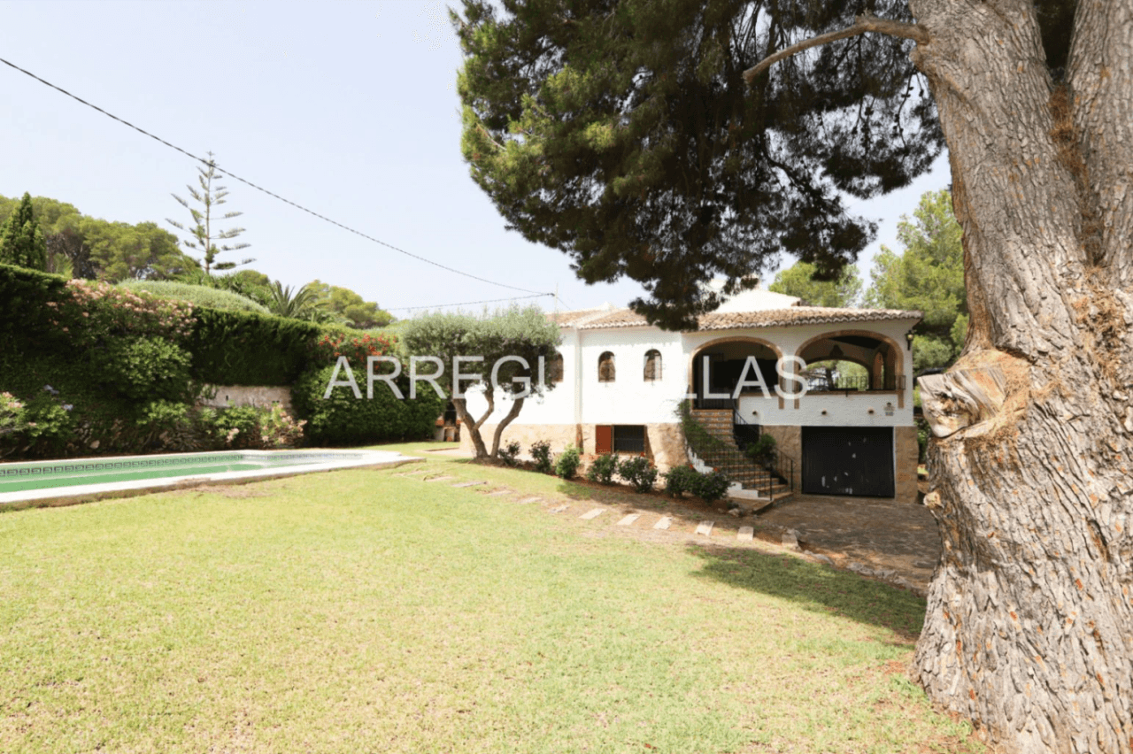 Villa con encanto en venta en Jávea - Cap Martí