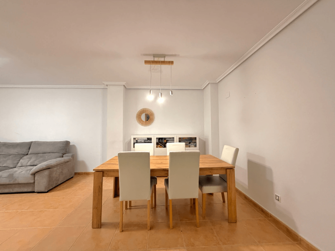 Apartamento de 3 dormitorios con piscina, garaje y trastero