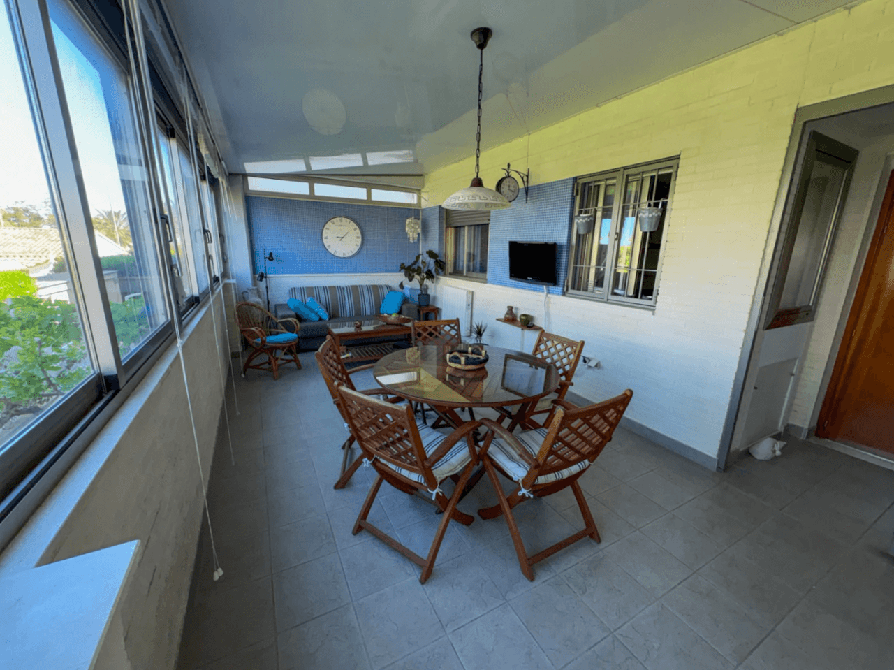Tu refugio junto al mar: Apartamento en planta baja a un paso de la playa y del centro de Dénia.