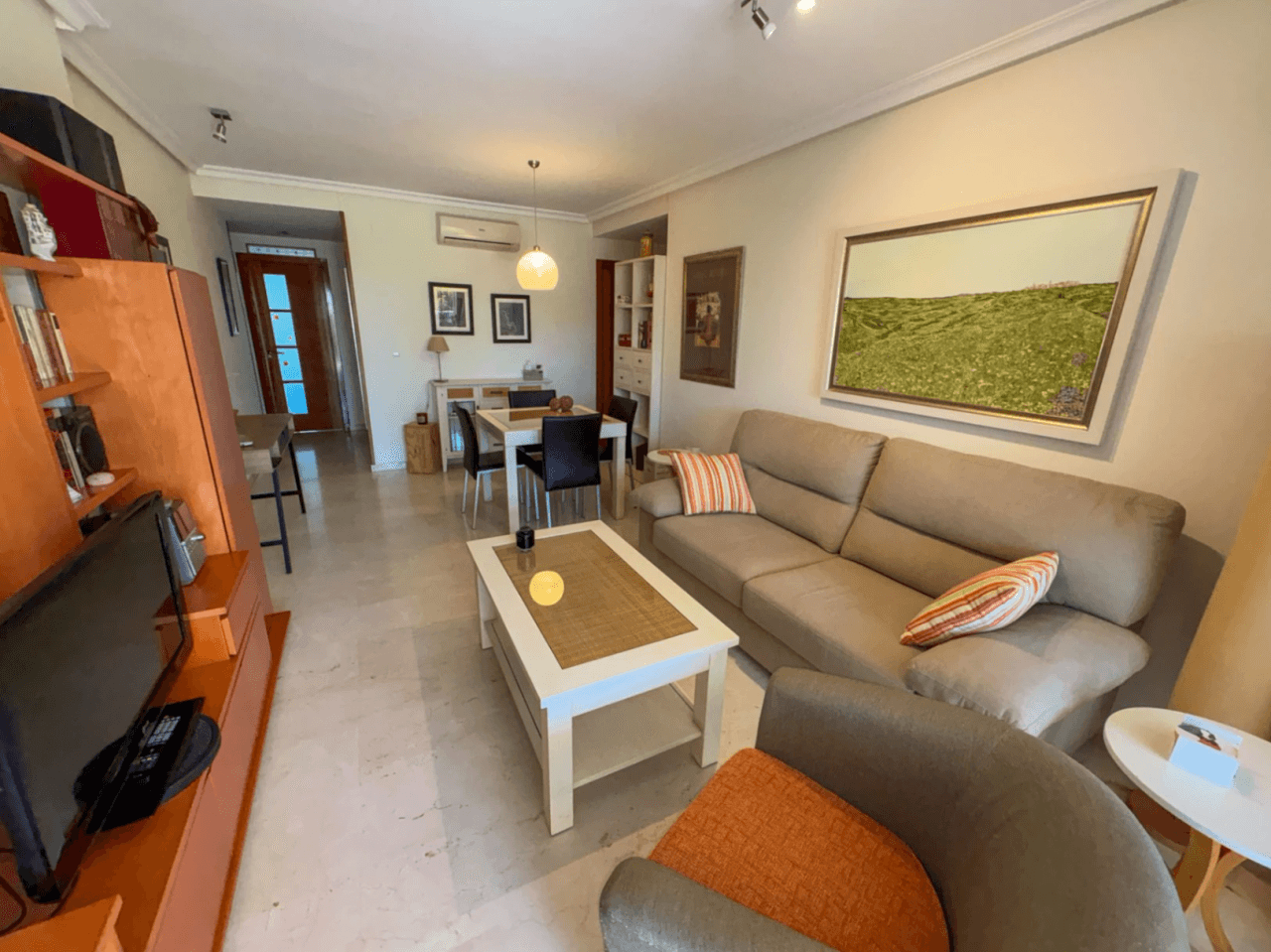 Tu refugio junto al mar: Apartamento en planta baja a un paso de la playa y del centro de Dénia.