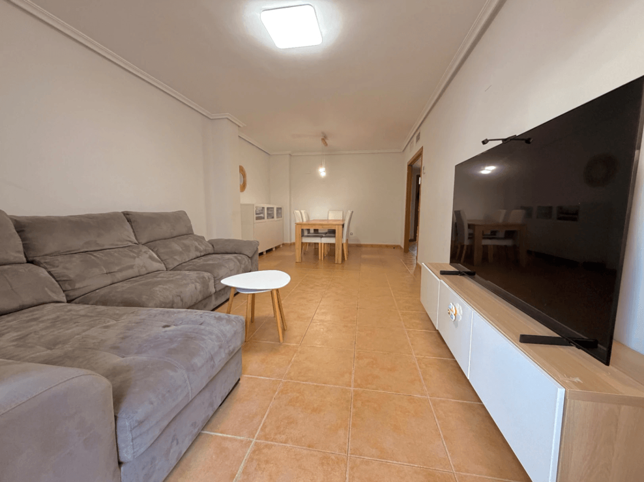 Apartamento de 3 dormitorios con piscina, garaje y trastero