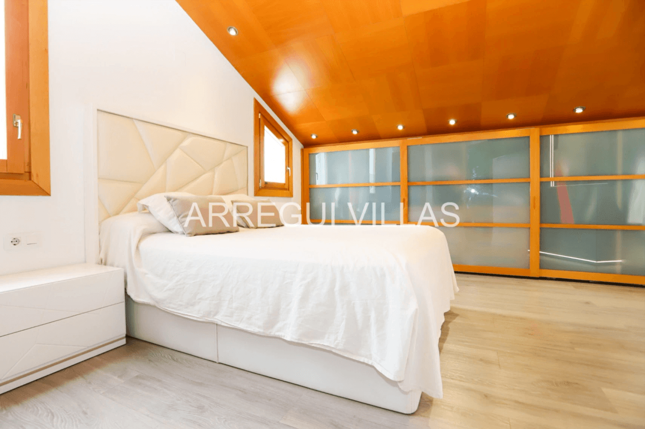 Exclusivo ático dúplex en Dénia con espectaculares vistas - Casco urbano