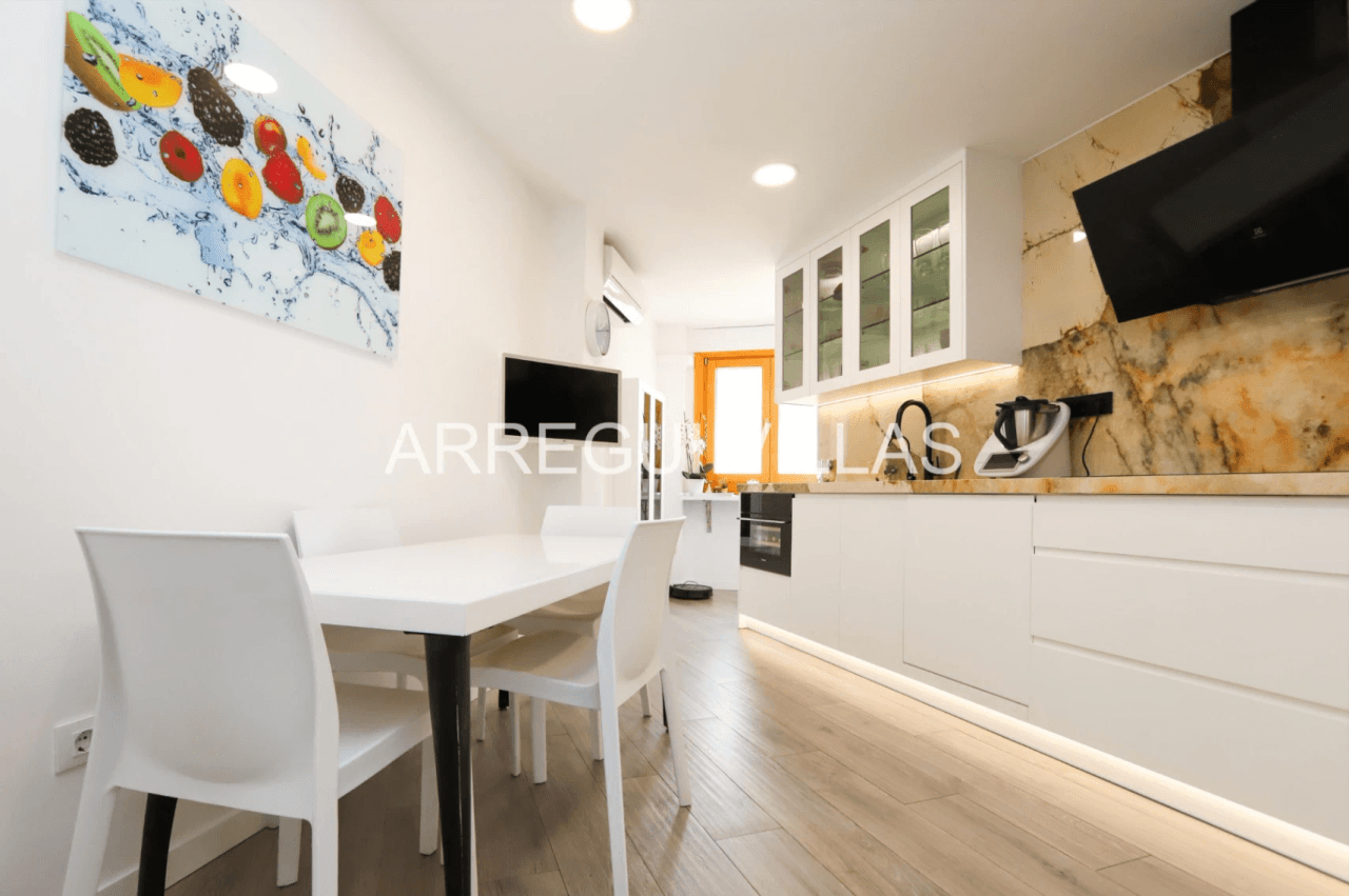 Exclusivo ático dúplex en Dénia con espectaculares vistas - Casco urbano