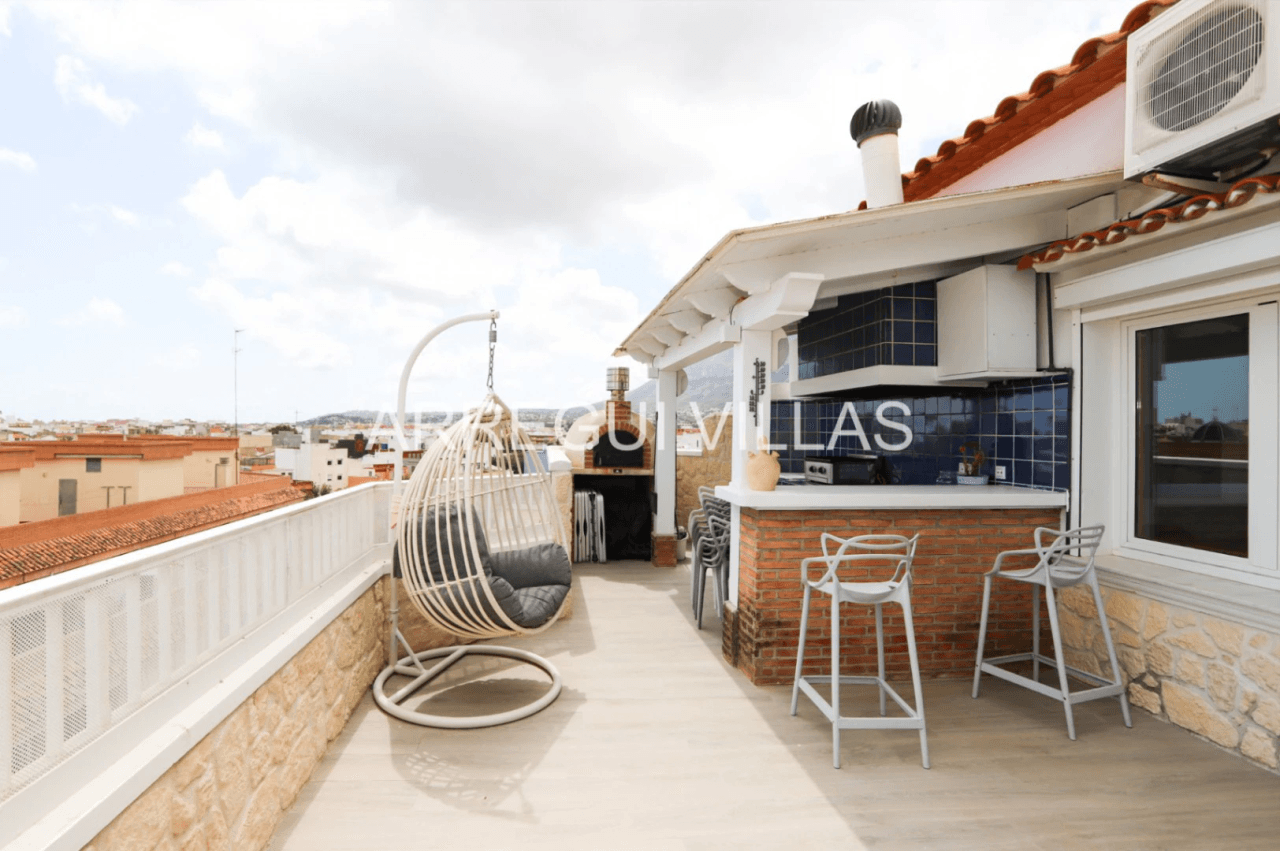 Exclusivo ático dúplex en Dénia con espectaculares vistas - Casco urbano